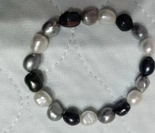 Pulsera Tous perlas irregulares