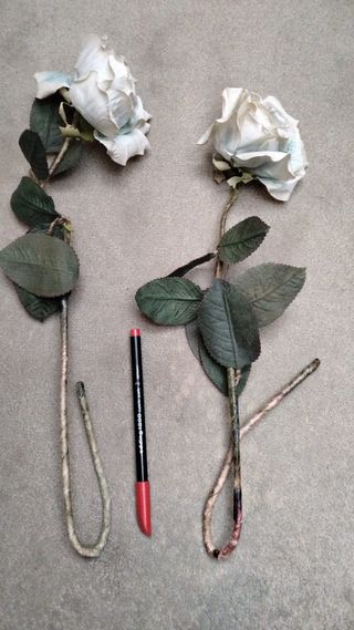 2 Flores Artificiales Blancas