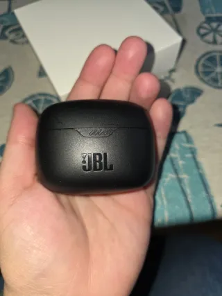 Auriculares Inalámbricos JBL Tune Beam