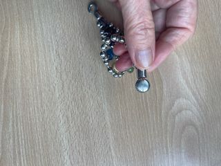 Pulsera marca Sin Receta multicolor con Cuentas