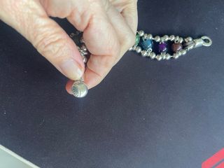 Pulsera marca Sin Receta multicolor con Cuentas