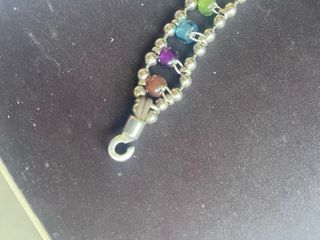 Pulsera marca Sin Receta multicolor con Cuentas