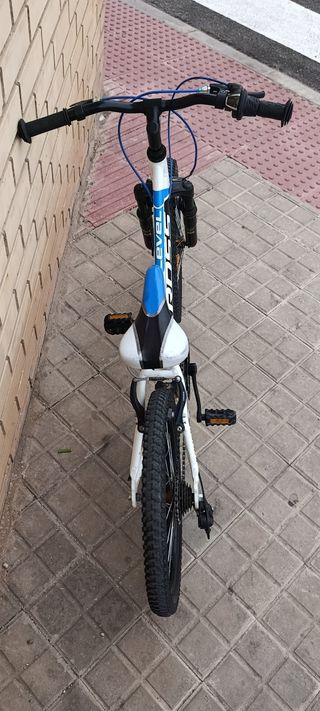 Bicicleta Kross Level Mini 2.0 2023. 20 pulgadas.