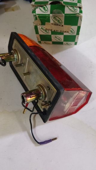 Piloto Trasero Derecho Citroen AK Dyane