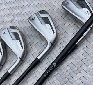 TaylorMade P790Ti Titanium Edition Hierros Unicos