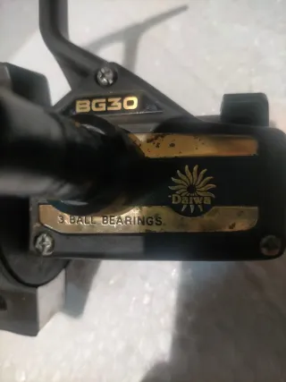 Carrete de pesca Daiwa BG 30