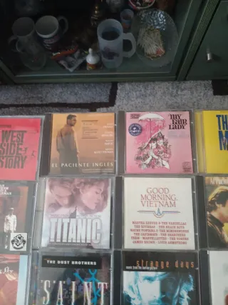 Lote D: 32 CDs Bandas Sonoras Originales Películas