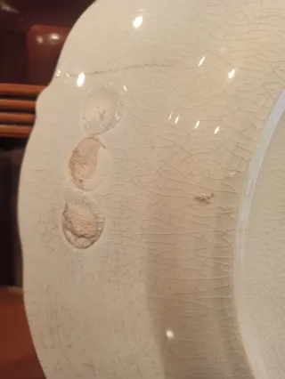 Plato antiguo Sevilla opaca cerámica esmaltada