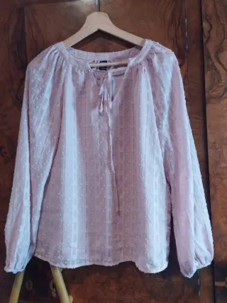 Camisa a cuadros roja y negra y blusa rosa.nuevas