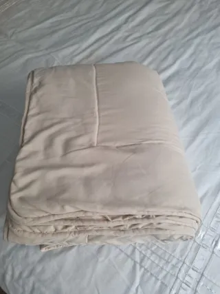 Edredón ligero beige 90