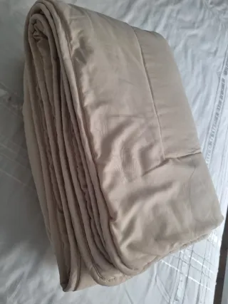 Edredón ligero beige 90