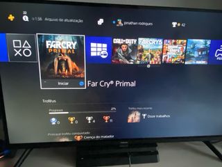 Consola PS4 Slim 1TB + TV