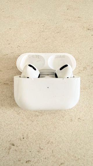 AirPods Pro (1ª Gen) + Estuche