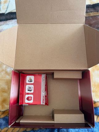 Scatola Nintendo 3DS Rossa