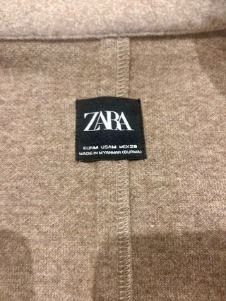 Abrigo largo Zara beige talla única