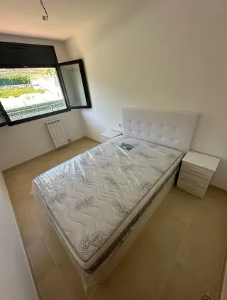 Canapé y colchon cama matrimonio