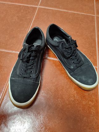 Vans Negras Seminuevas
