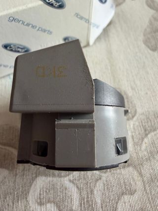 Interruptor de encendido y bloqueo Ford 1363940