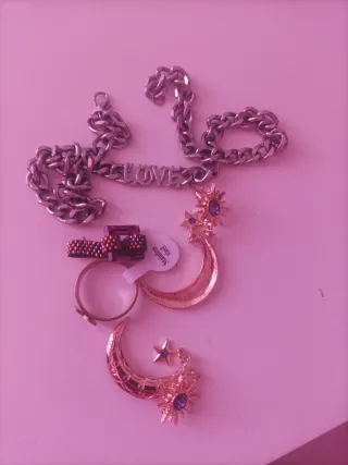 Conjunto de Joyas: Cadena, Anillos y Pendientes