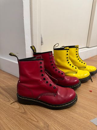 Botas Dr. Martens Talla 38 (Rojo y Amarillo)