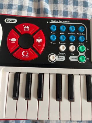 Tastiere elettroniche per bambini con ritmi