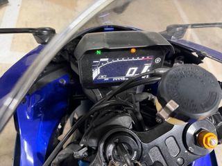 Yamaha R7 A2