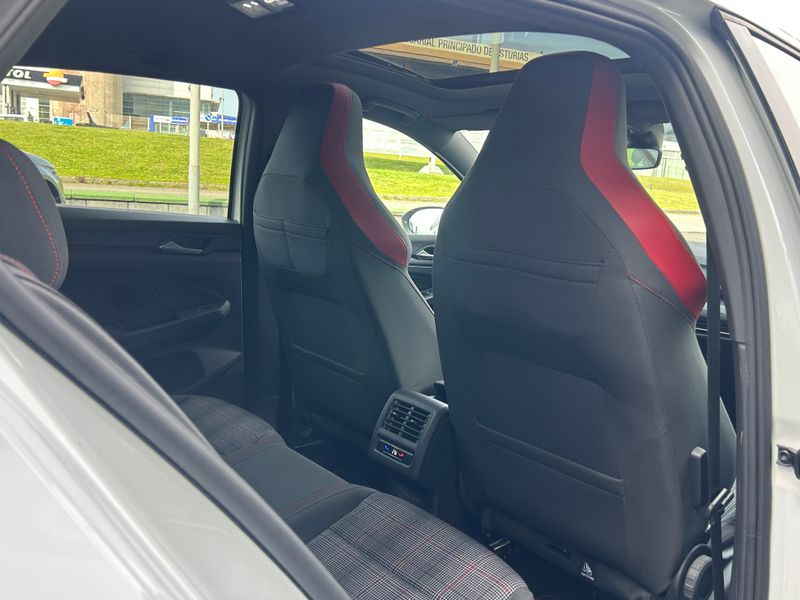 Volkswagen Golf 2021, foto 14