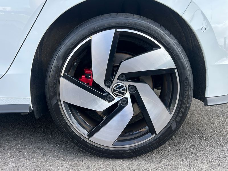 Volkswagen Golf 2021, foto 31