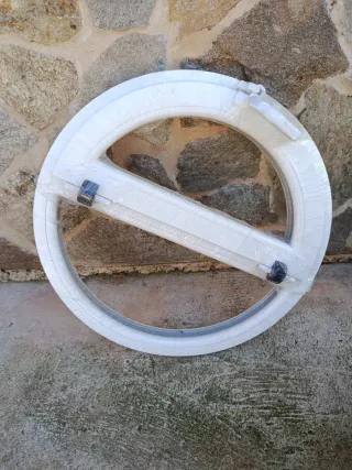 Ventana ojo de buey redonda sin cristal