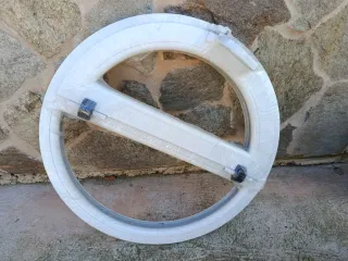 Ventana ojo de buey redonda sin cristal