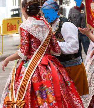 Traje de Fallera Rojo