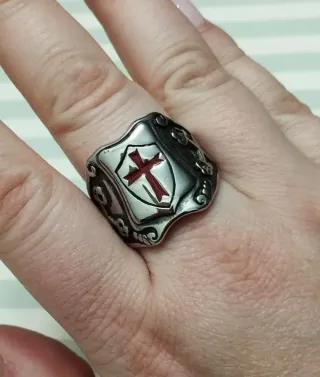 REBAJADO: ANILLO ESCUDO CRUZ ROJA TEMPLARIA