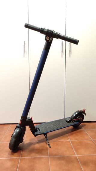 Patinete Eléctrico Azul + Cargador