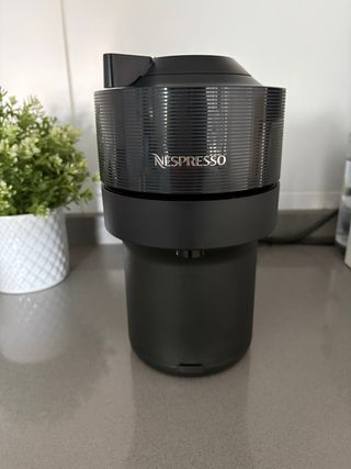 Cafetera Nespresso DeLonghi Negra