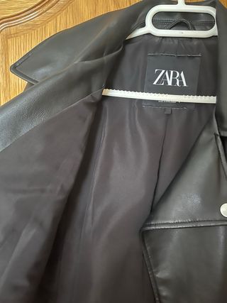 Chaqueta de cuero Zara negra