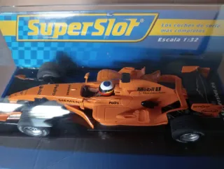 Coche Superslot McLaren Mercedes 1:32