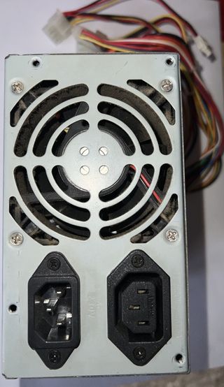 Fuente de Alimentación ATX 230W