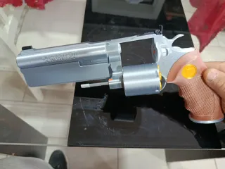 Pistola Cosplay Resident Evil Silver Serpent