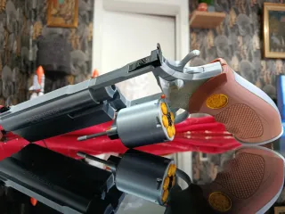 Pistola Cosplay Resident Evil Silver Serpent