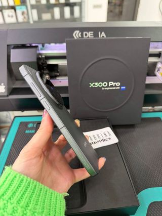 Vivo X300 Pro 512GB+ kit fotografico COME NUOVO