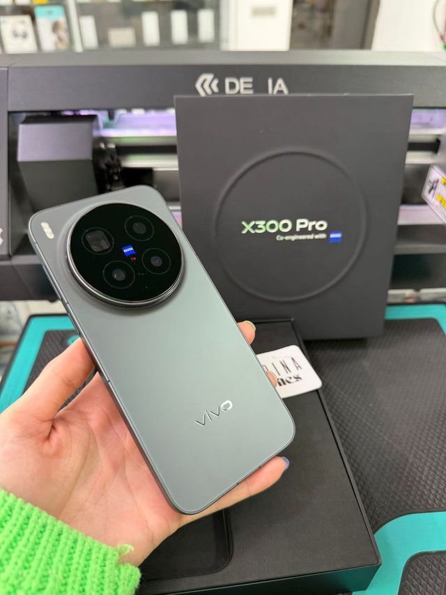 Vivo X300 Pro 512GB+ kit fotográfico COMO NOVO