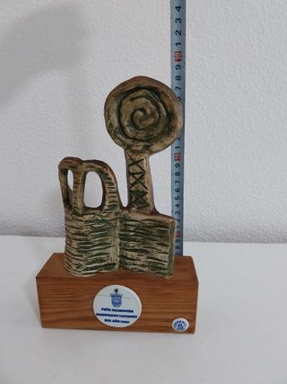 Figura de Cerámicas Regal, “Lucenses del Año 2000”