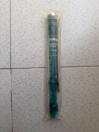 Flauta Yamaha YRS-20G (Blanca)