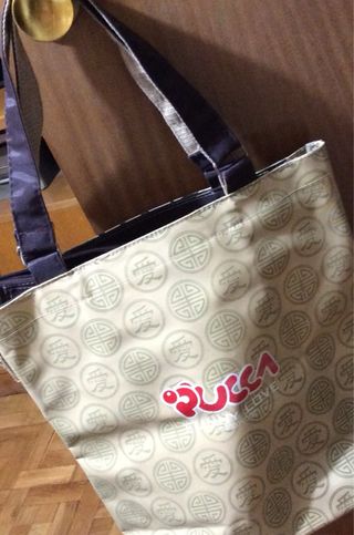 Bolsos Desigual Amarillo y otros. COMUNIONES