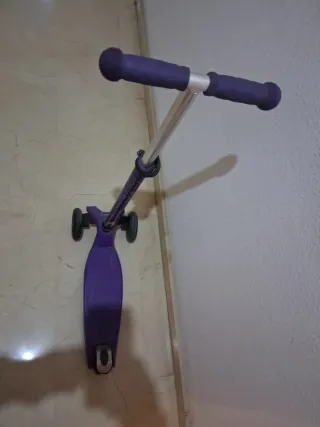 Patinete Micro 3 Ruedas Morado.