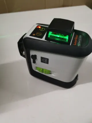 Nivel 3 lineas verdes 360º Laserlainer
