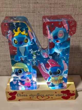 Lámpara Decorativa 'N' Stitch