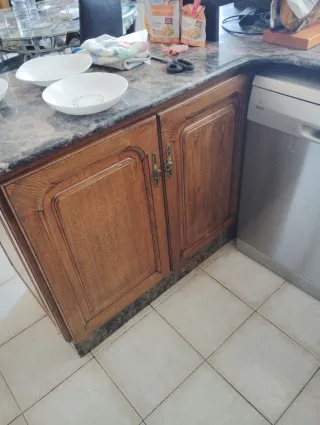 Módulos de cocina madera y mármol