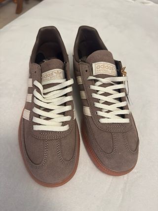 Adidas Spezial Marrones Beige