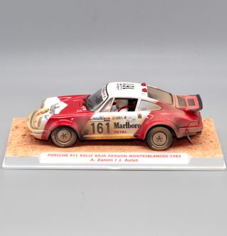 Porsche 911 Baja Aragón 1989 (Fly) efecto sucio